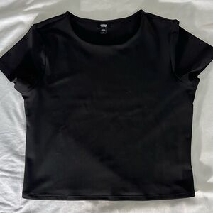 cropped tee shirt